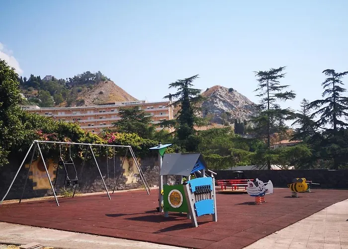 Tiny House Naxos 게스트하우스 3*